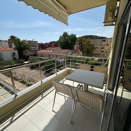 Apartments Piazza Хімара Екстер'єр фото