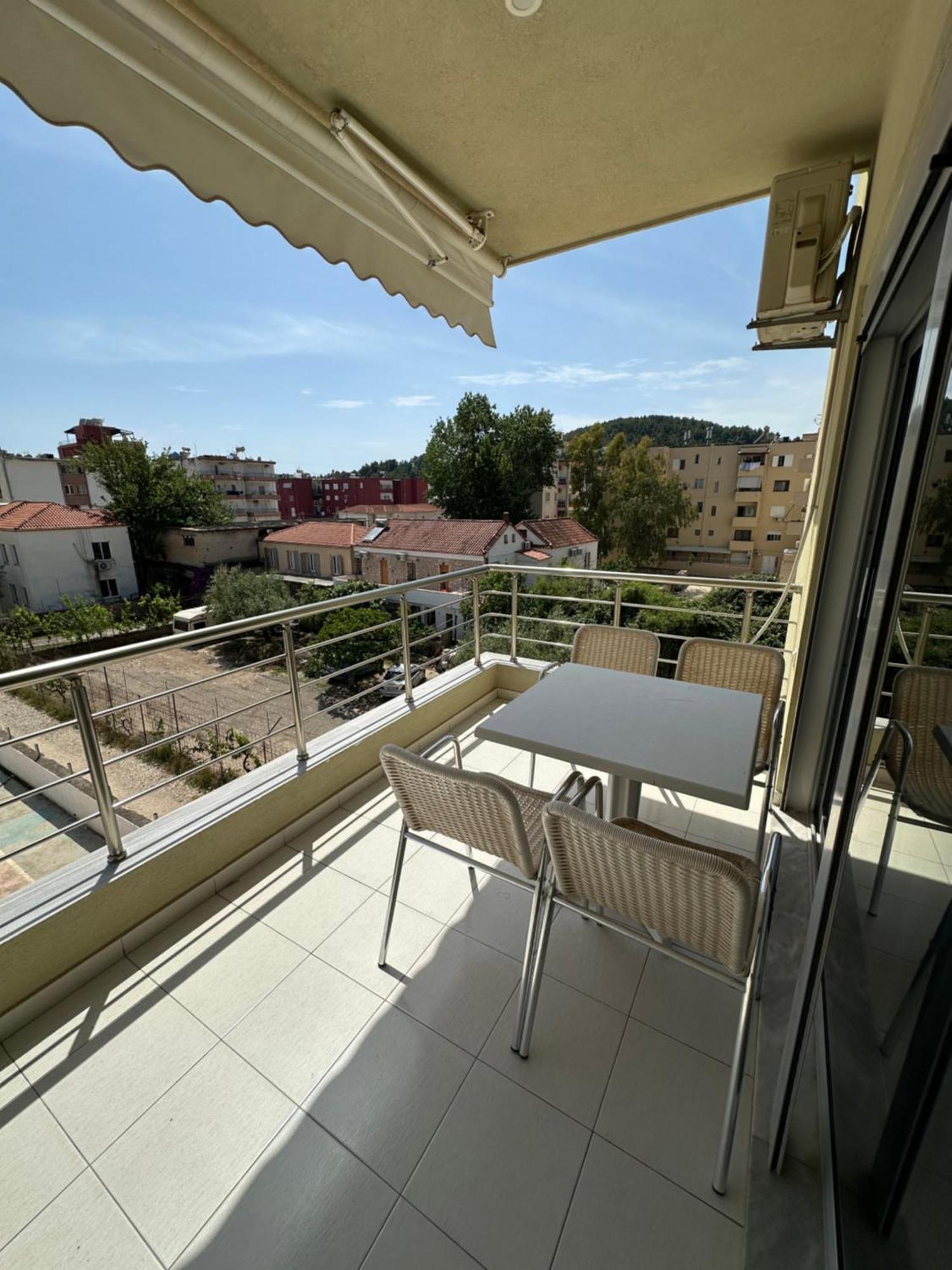 Apartments Piazza Хімара Екстер'єр фото